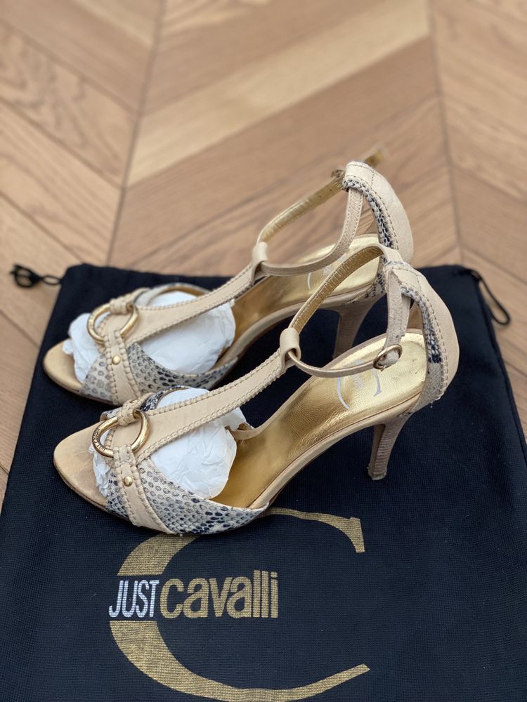 Just Cavalli кожаные босоножки, оригинал!