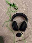 Продам игровые наушники Razer Blackshark v2 X