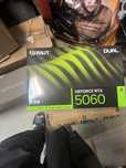 Продам видеокарты новые rtx 5060 palit