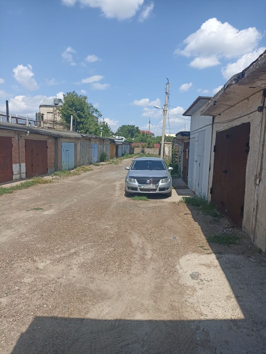 Продам гараж Урал 1