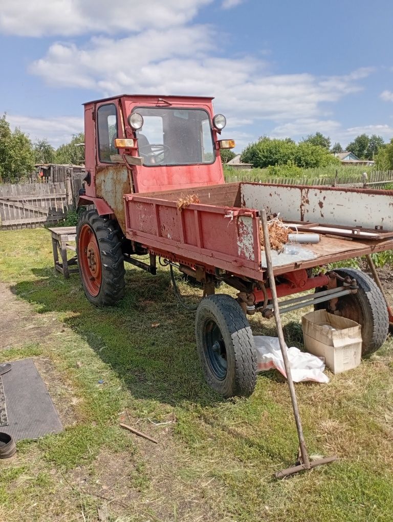 Продам трактор т 16