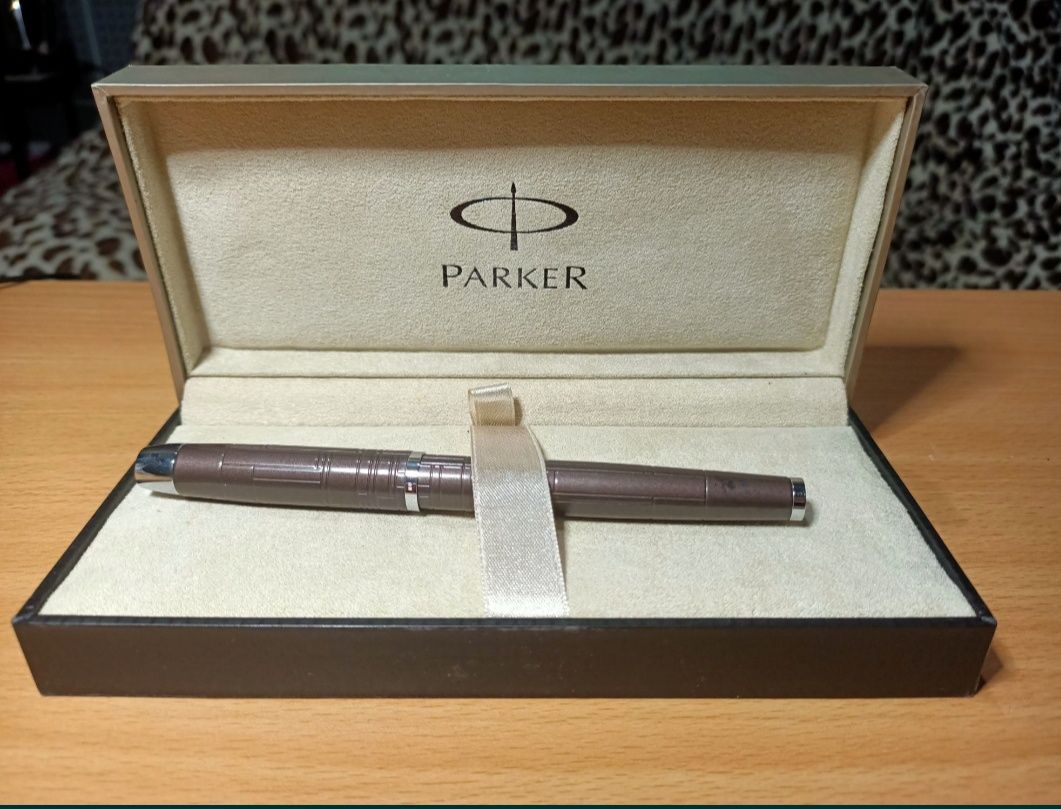 Ручка Parker в шкатулке оригинал