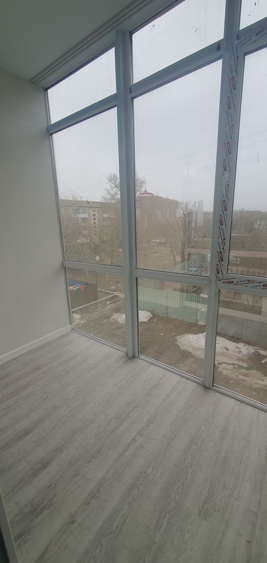Продам 3 комн.квартиру в районе маг.Азия , Новострой