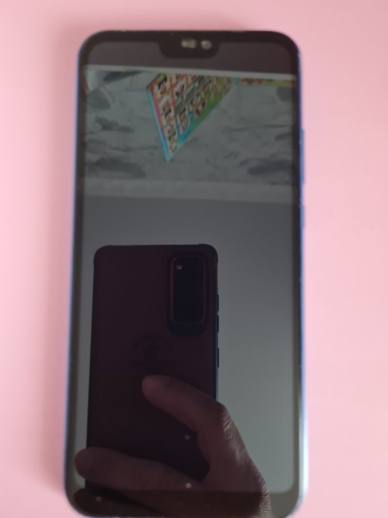 Продаётся HUAWEI P20Lite