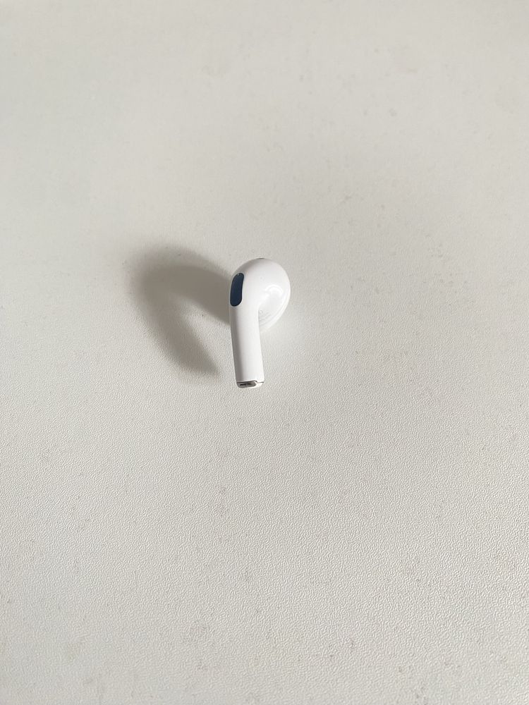 Левый наушник AirPods 3 (оригинал)
