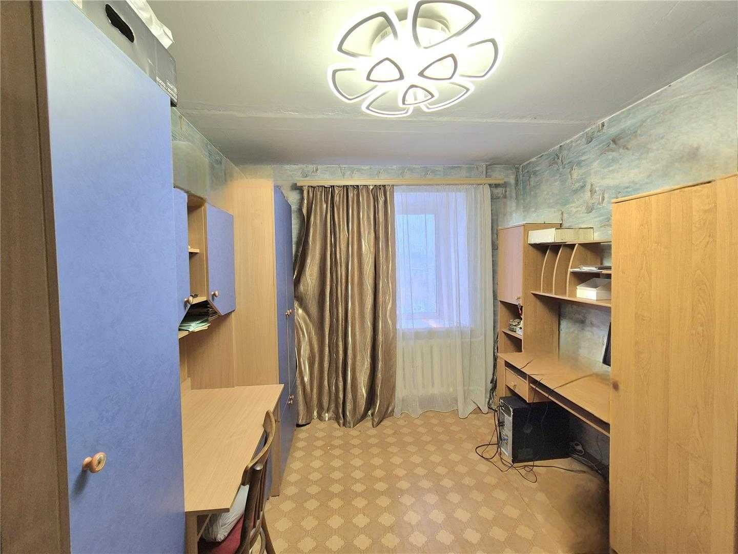 Продам 4 комн квартиру на 6 мкр на 7/9этаже, ипотека