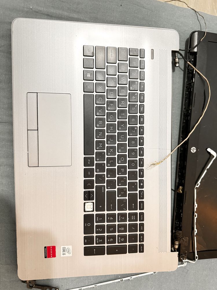 Продам ноутбук HP 470 G7 — на запчасти