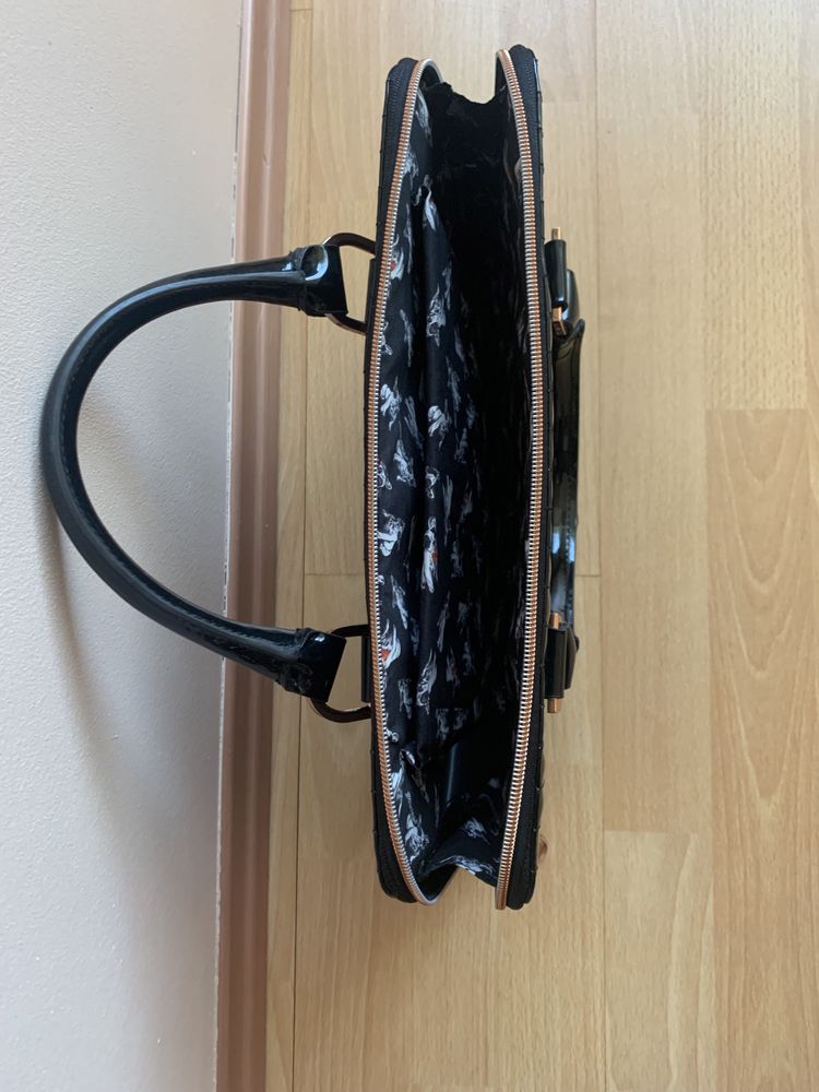 Продам сумку для ноутбука Ted Baker