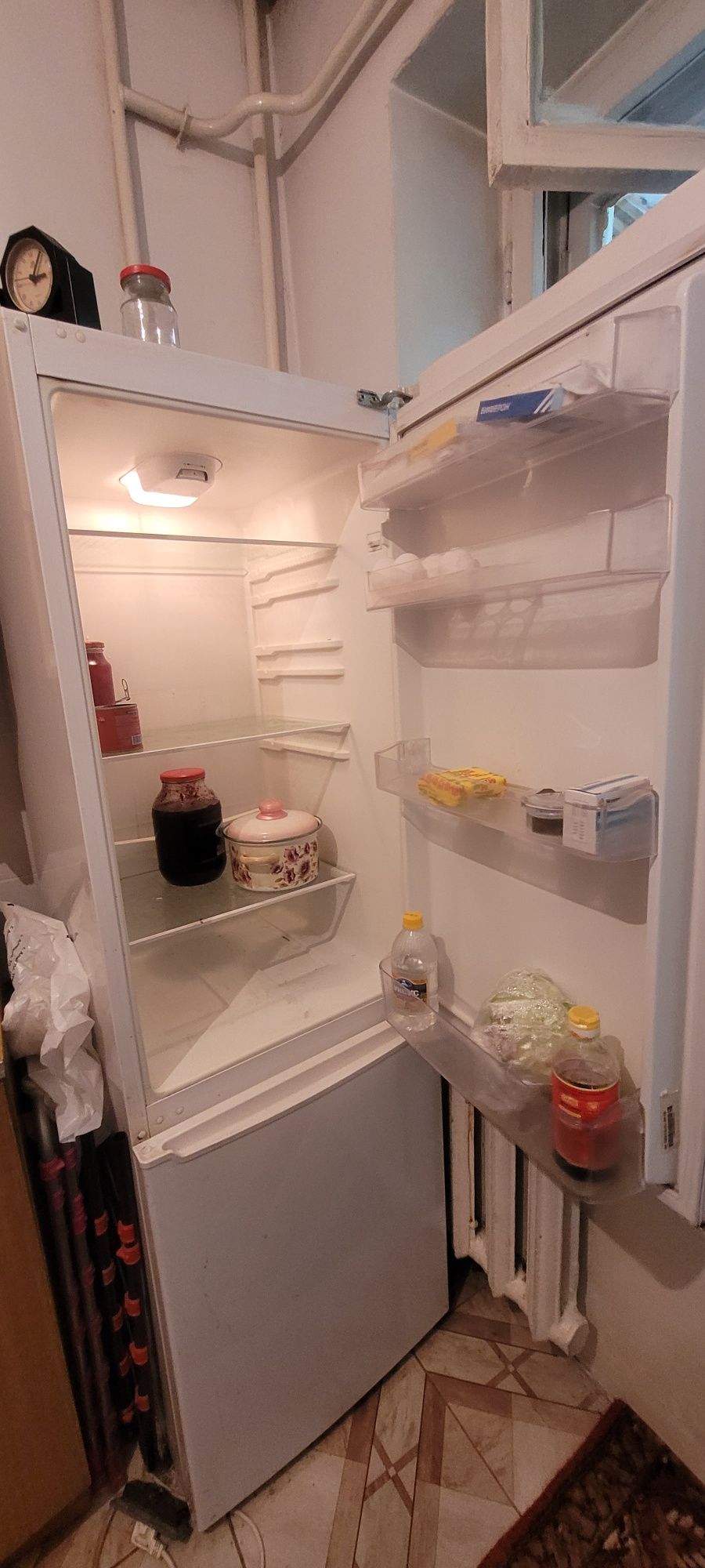 Продам холодильник