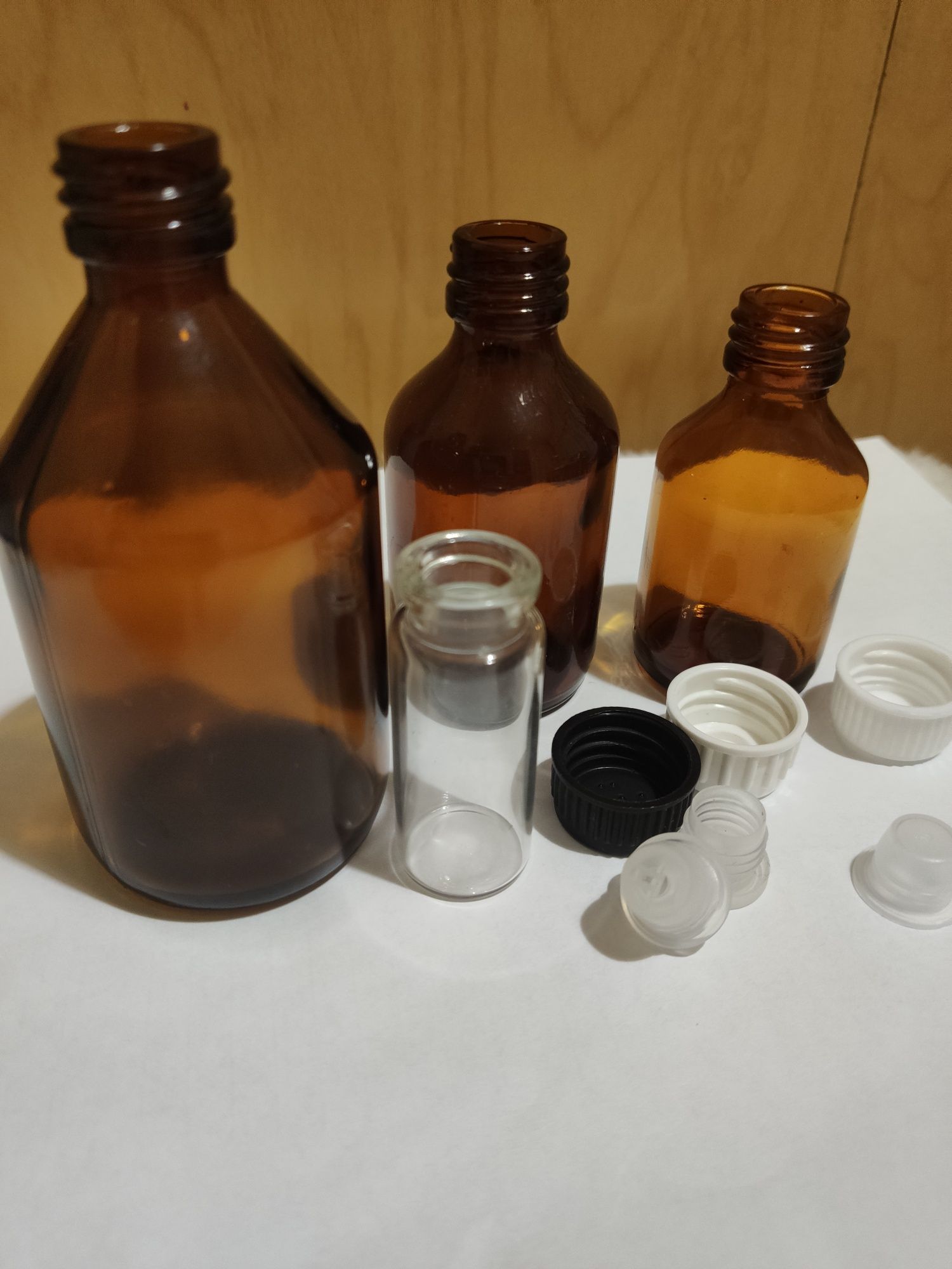 Продам флаконы, стекло