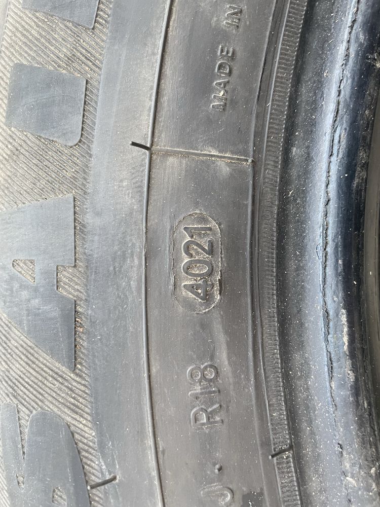 Продам комплект летней резины 225/60 R17