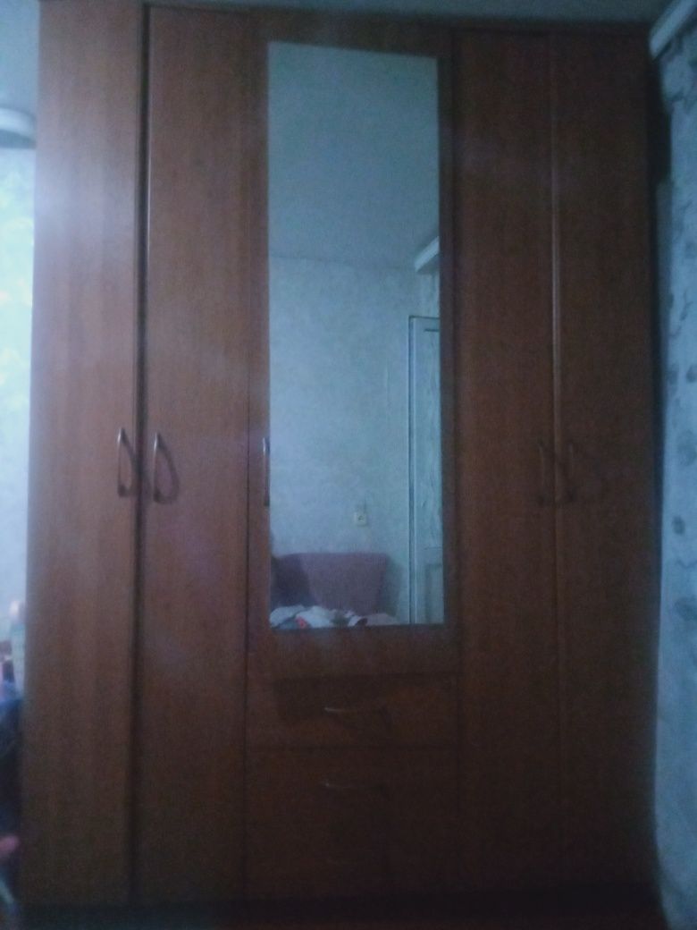 ОқПродам шкаф большой