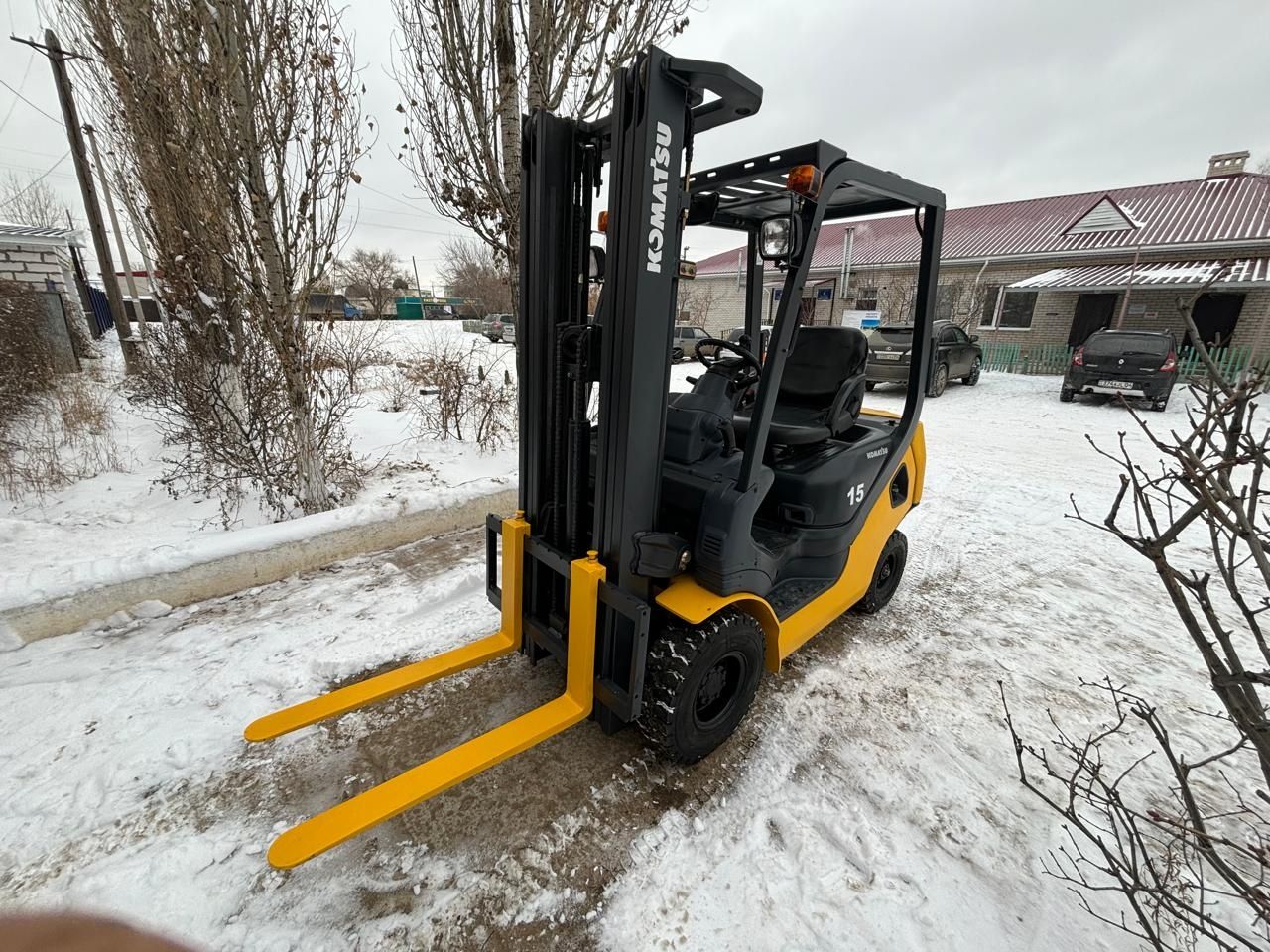 Продам вилочный погрузчик Komatsu