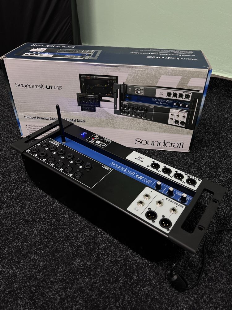 Цифровой микшерный пульт Soundcraft UI 16