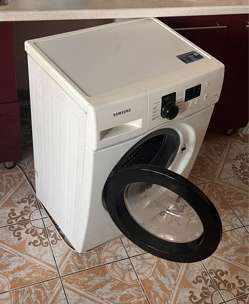 стиральная машина samsun самсунг WF60F 1R2F2W