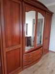 Продам спальный гарнитур красная дерева пройзводства Италия много мебе