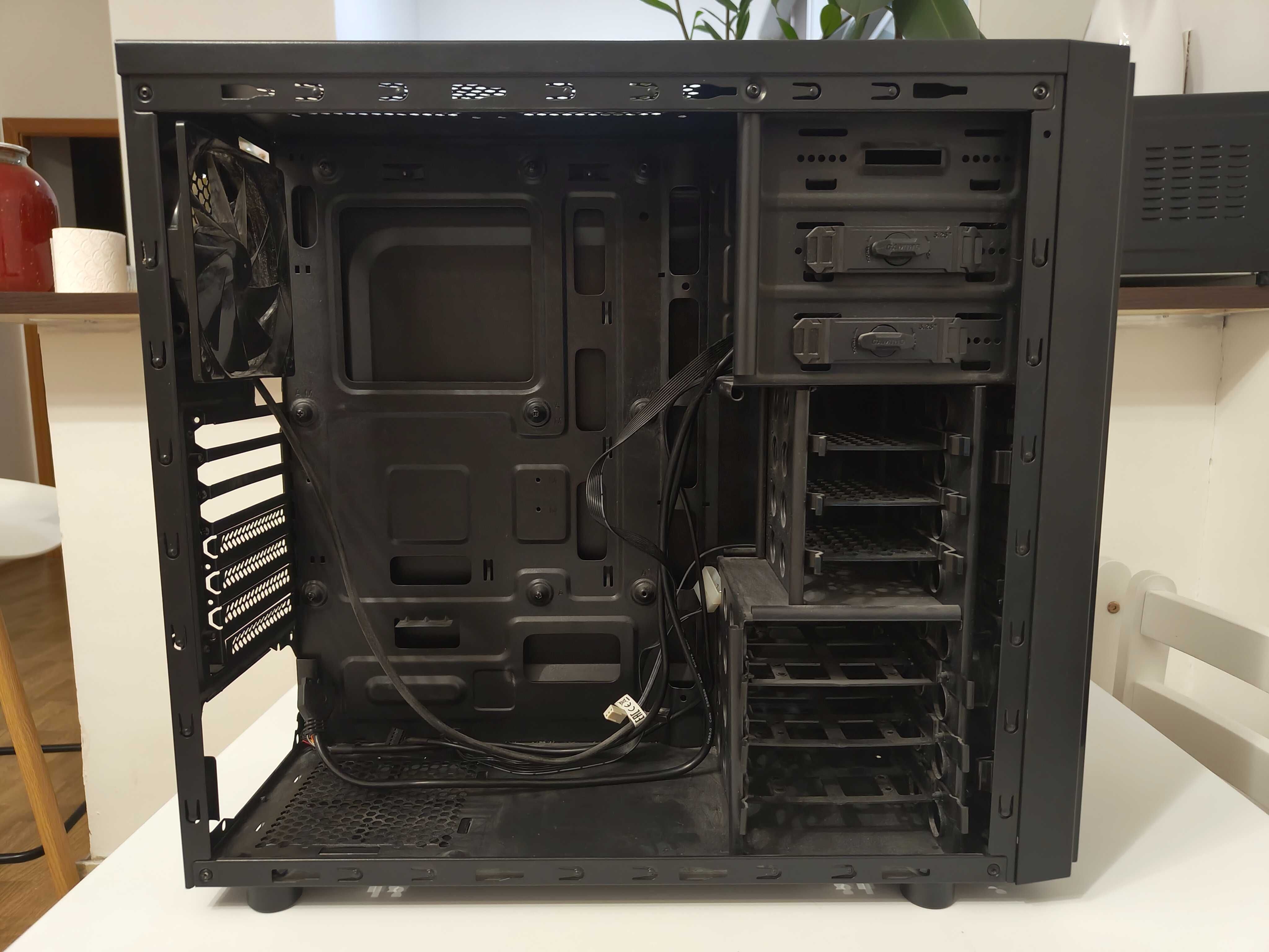 Корпус для ПК Thermaltake Versa H24
