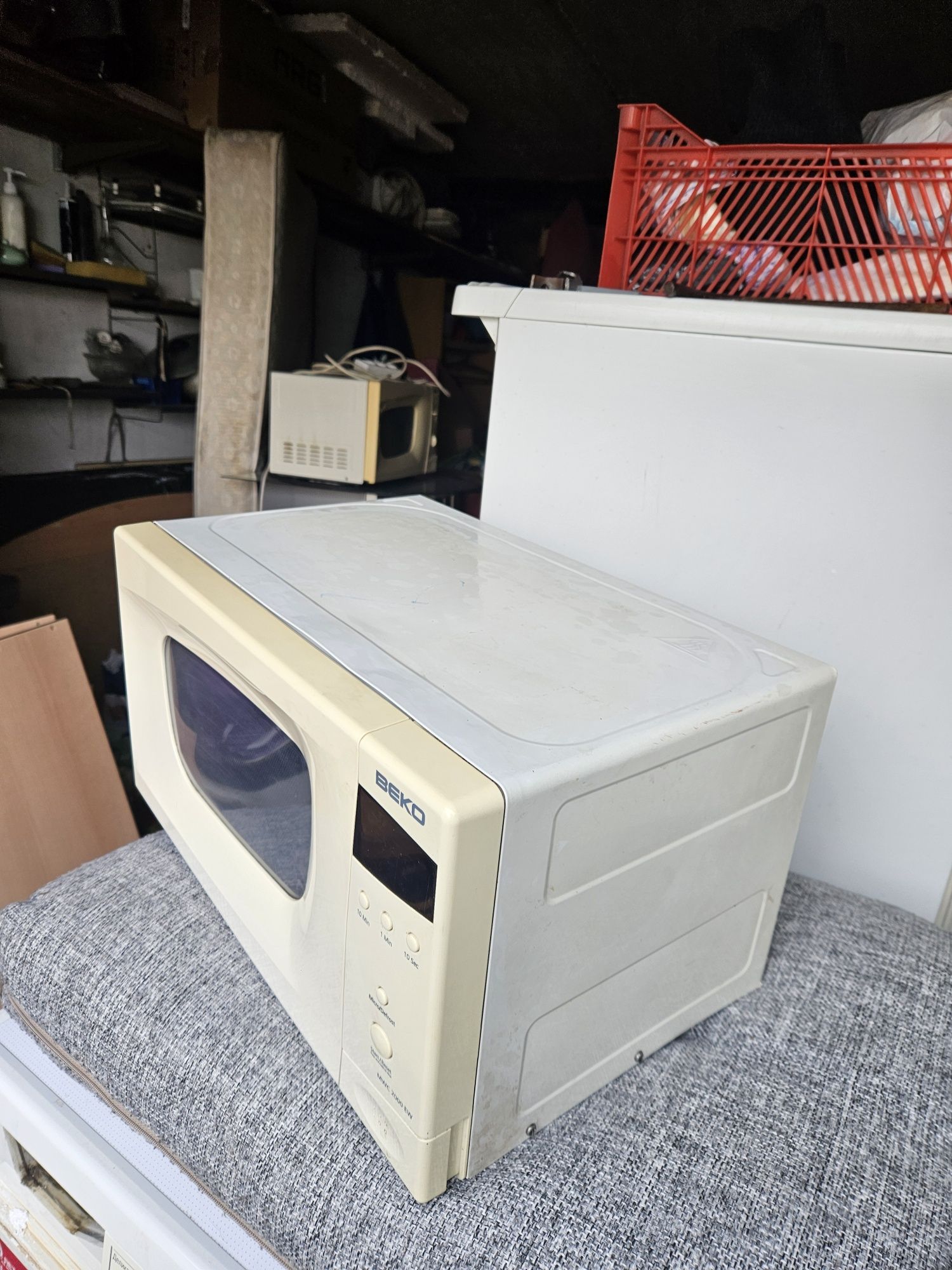 Продам микроволновку BEKO, 20000тг.