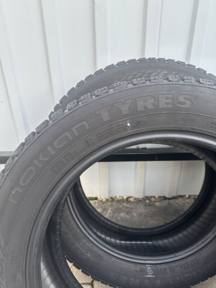 Шины зимние R17 215/55