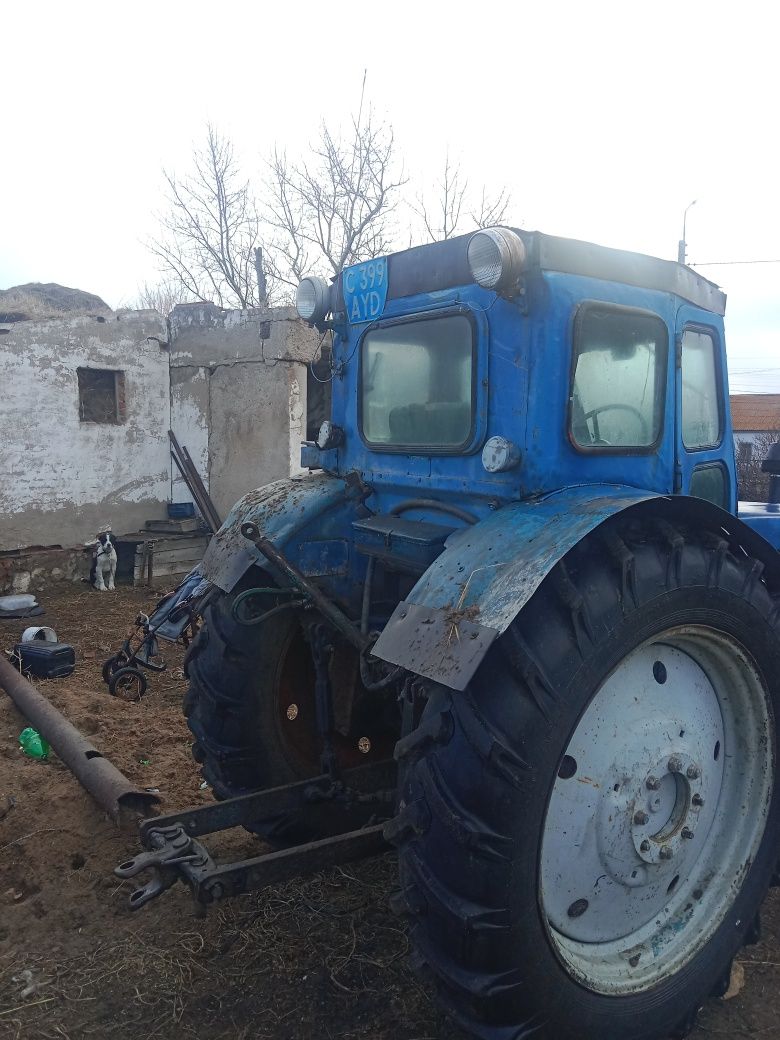 Продам трактор т 40