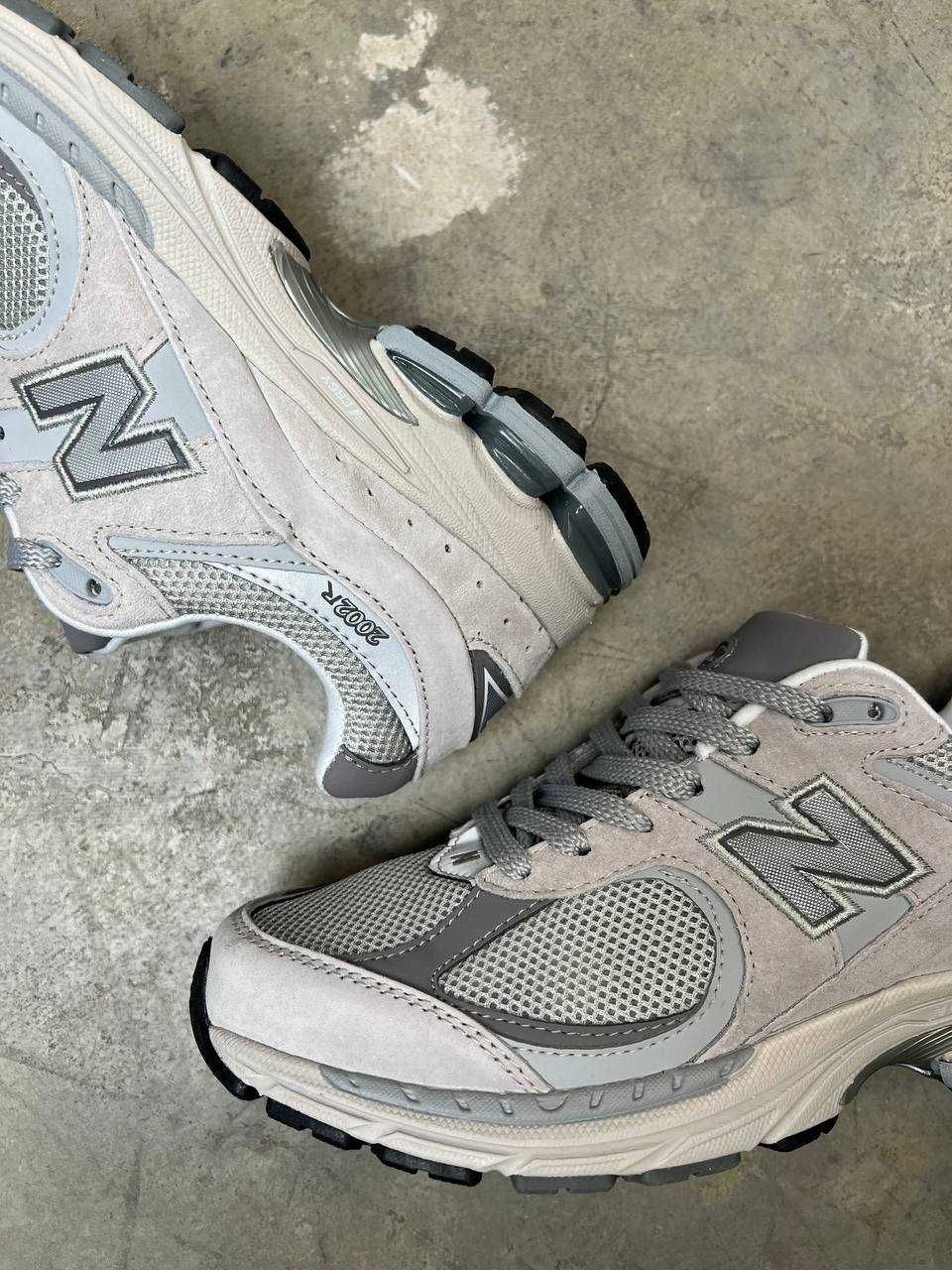 New Balance 2002R ' Light Grey'