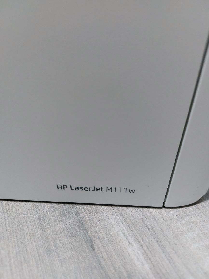 HP LaserJet M111w
Принтер wi-fi