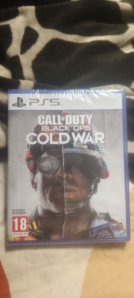 Диски на пс 5 FIFA 23. и call of Duti