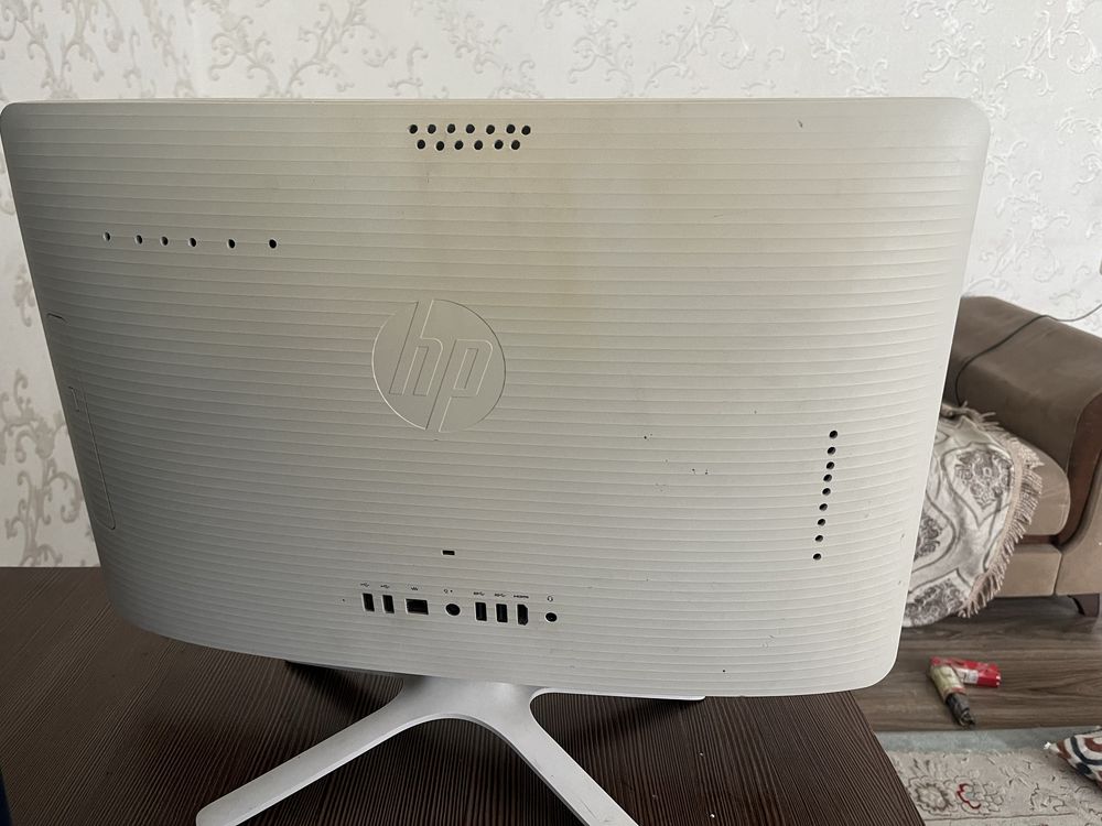 Моноблок HP клавиатура мышь в подарок