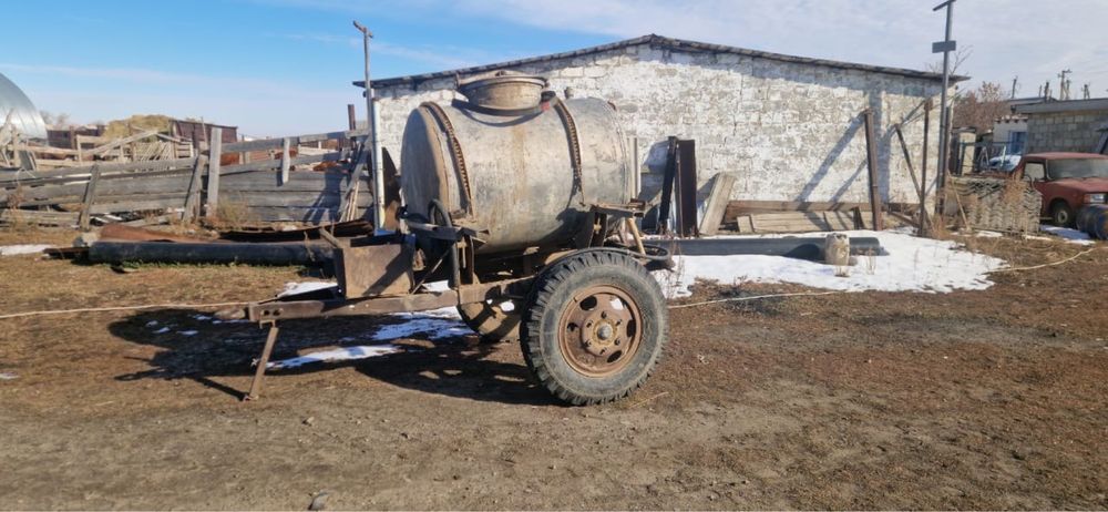 Продам К/Х с Техникой