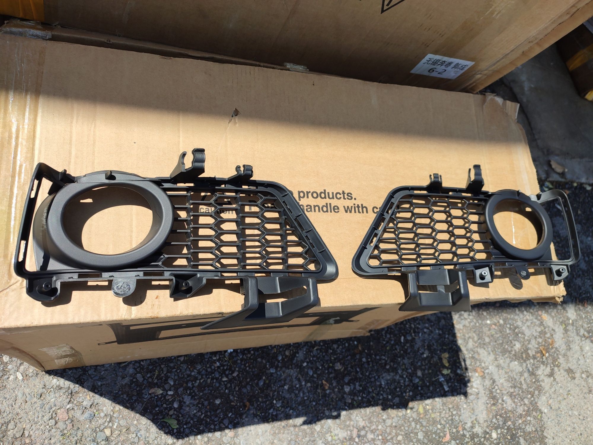 Корпус противотуманки BMW F30 F35