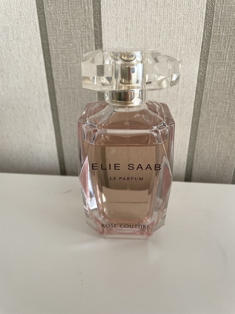 Продаю туалетную воду Elie Saab Rose Couture