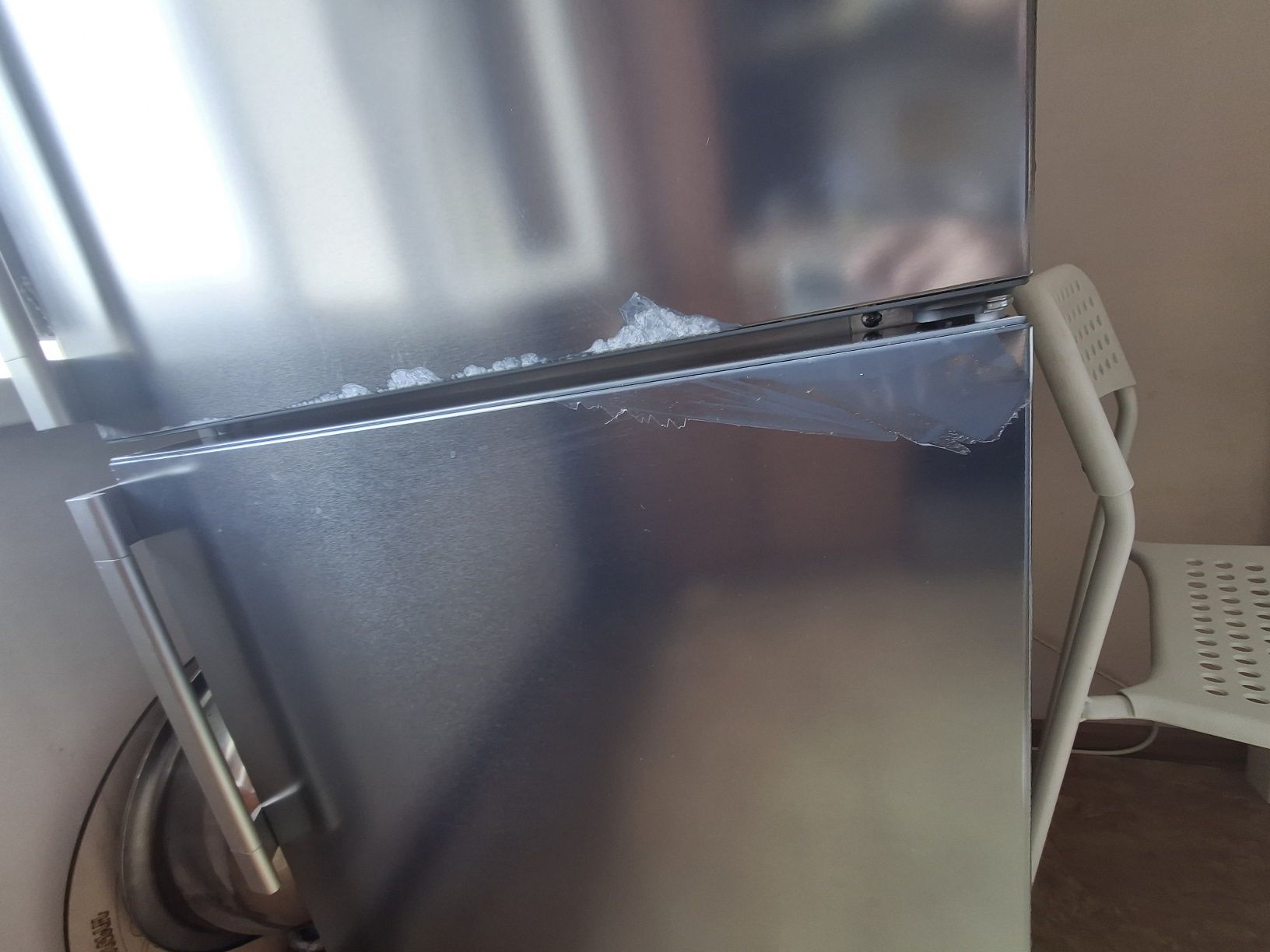 Холодильник Hotpoint ariston