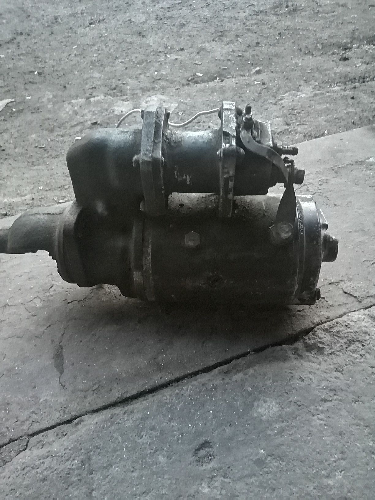 Продам автомобильную камиру 12. 00R20
