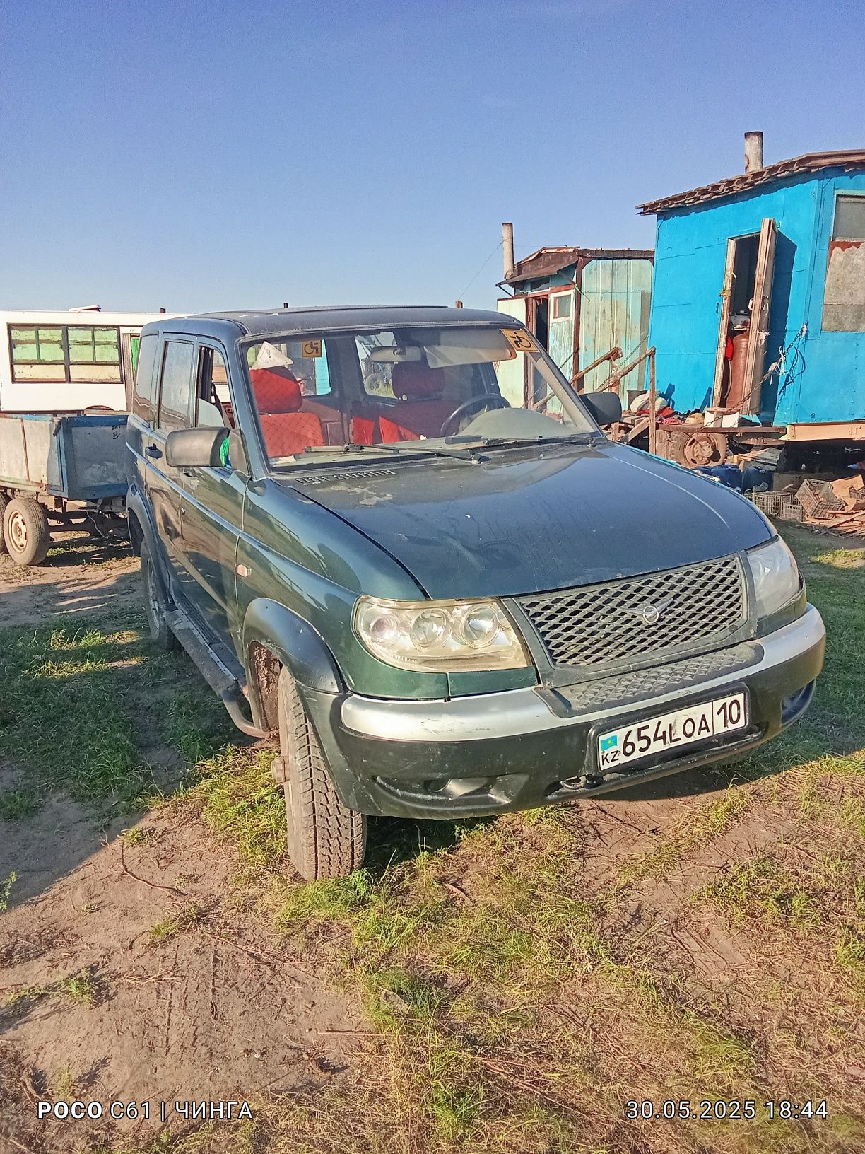 Продам вагончик торг и УАЗ патриот