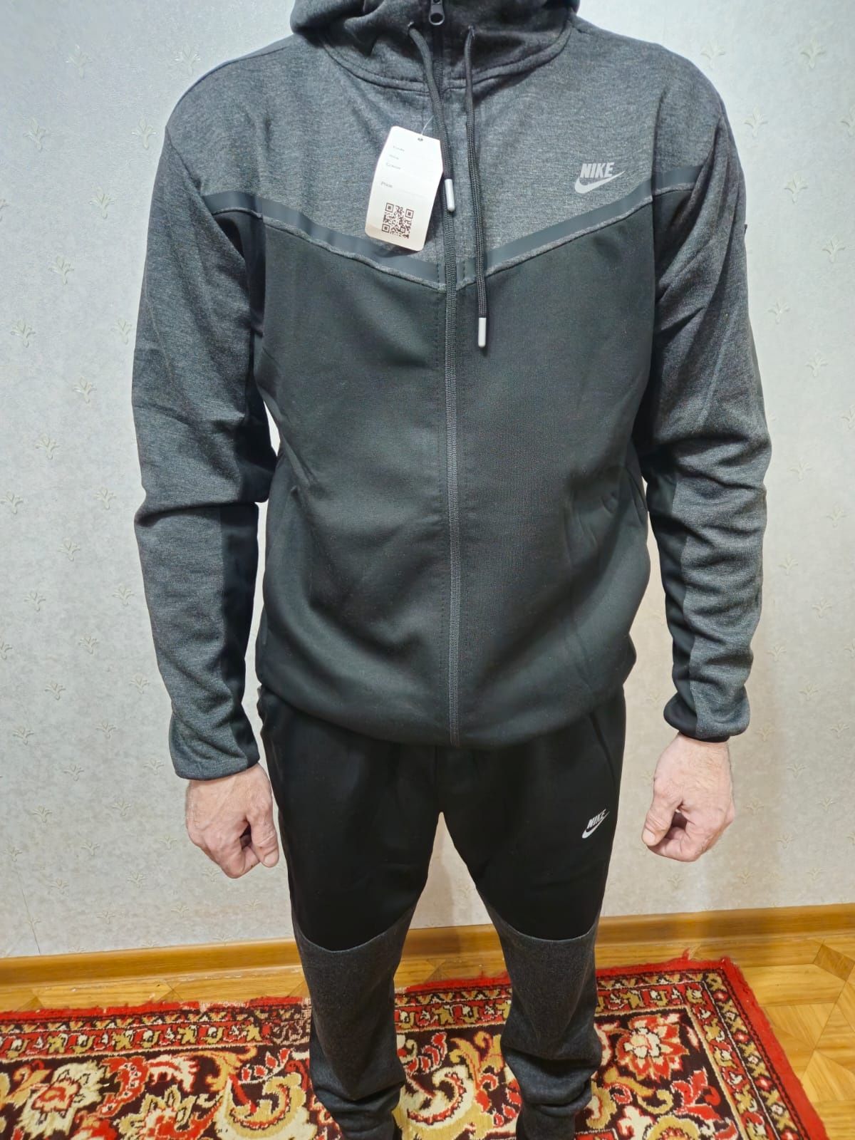 Спортивный костюм