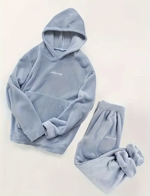 Продам новый женский костюм 4xl