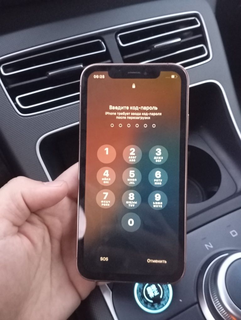 Айфон внутри ХР  128гб