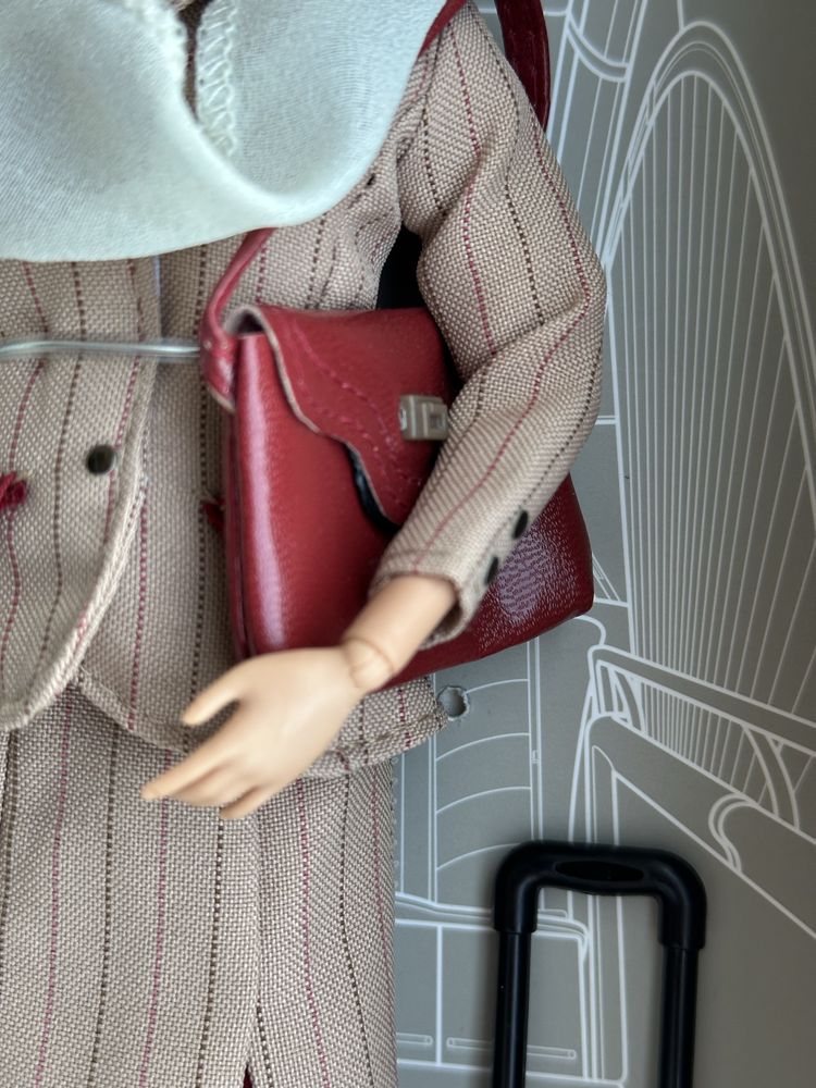 Кукла Barbie. The Emirates Uniform