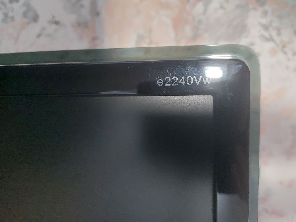 Монитор AOC E2240VWA, 1920x1080, TN+film, черный 21.5
