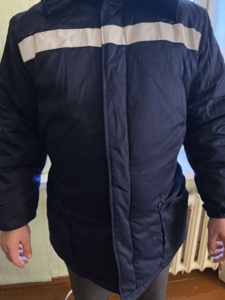 Продам  новый теплый зимний костюм