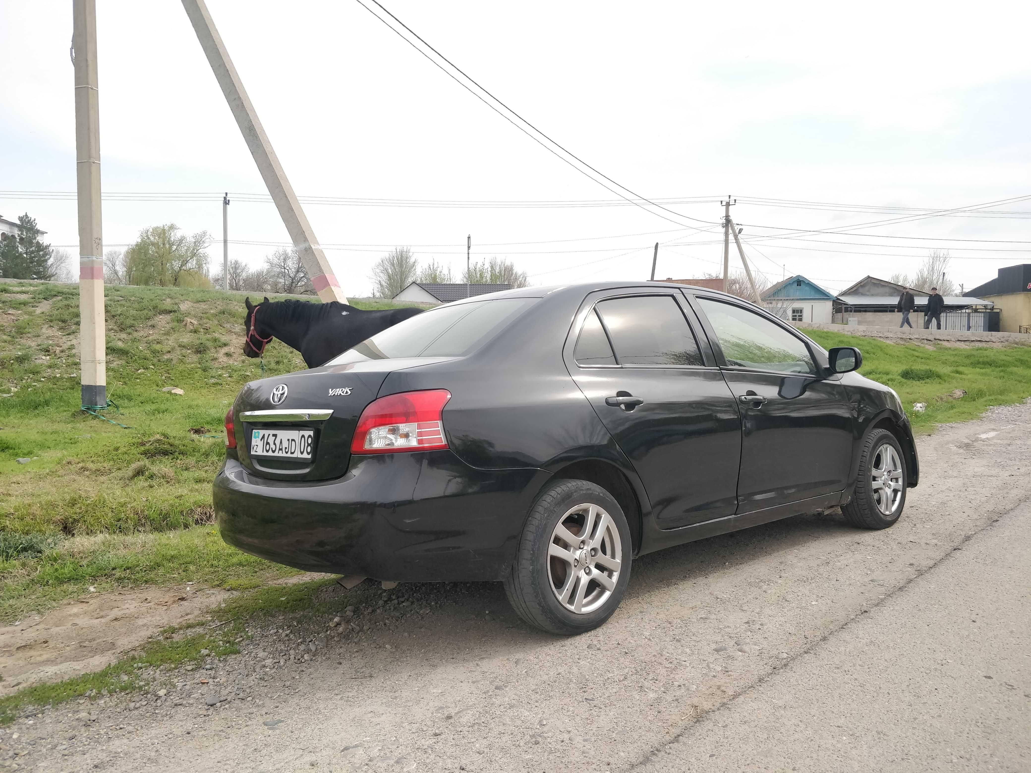 Toyota Yaris/2011/ Сел и поехал/ Каз учет/1,5/ АКПП/ экономия/ америка
