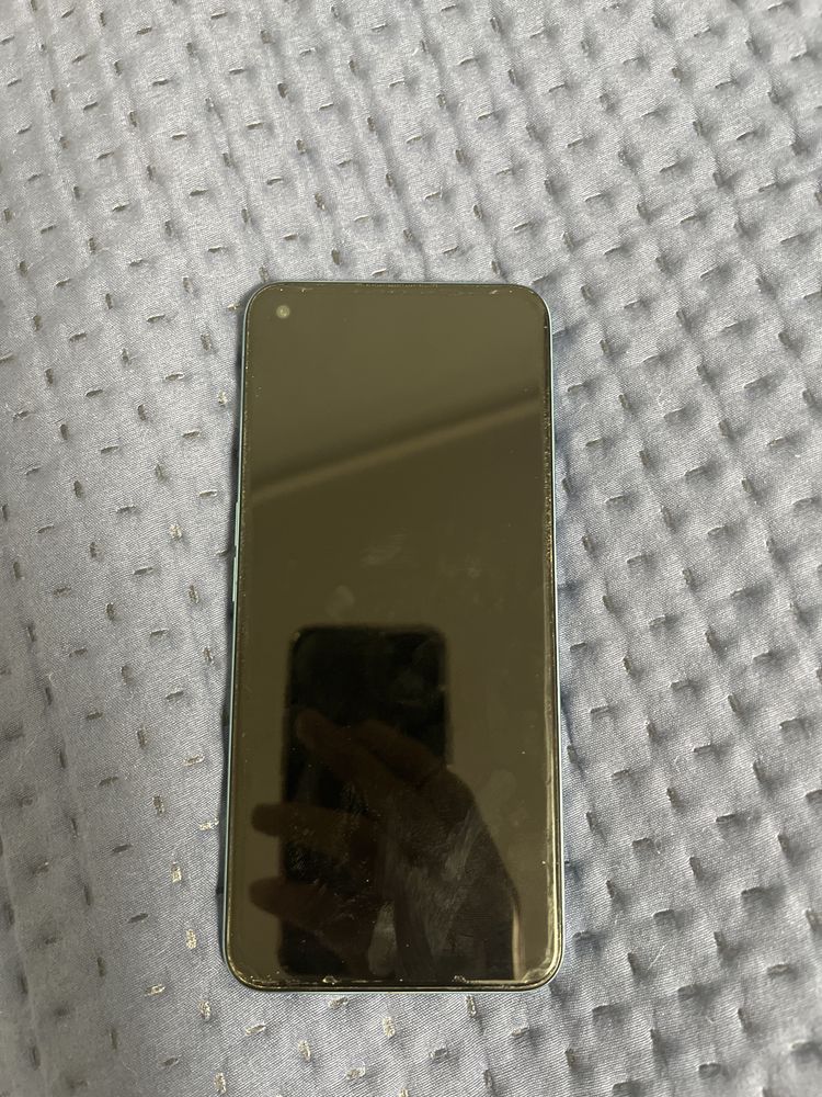 128/6 гб Realme Narzo 50