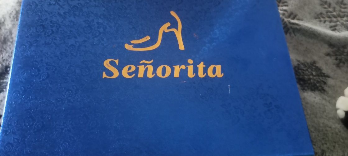 Продам осенние Сапожки