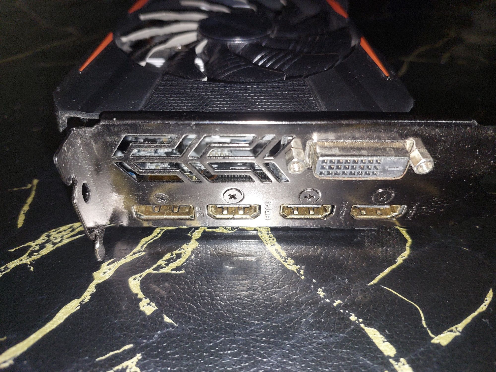 Видеокарта GIGABYTE