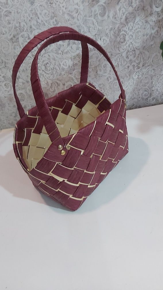 Упаковочные бумаги, формочки для шоколада, картонные корзиночки (10 шт