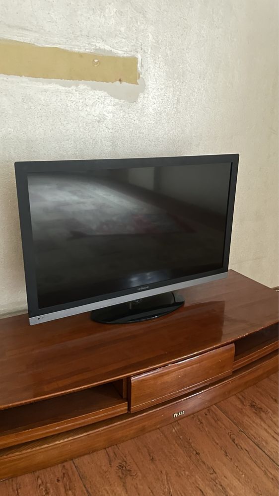 Телевизор Hitachi LE42KC05A,в отличном состоянии