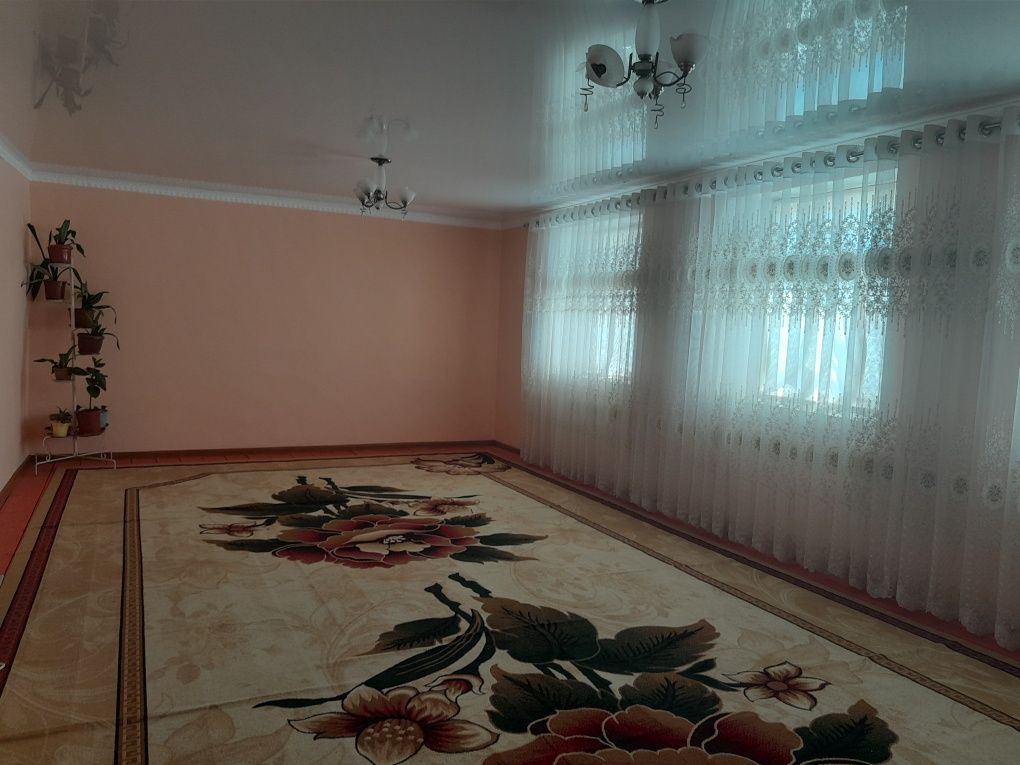 Уй сатылады жер уй макталы центрде