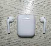 Продам наушники Apple AirPods 2