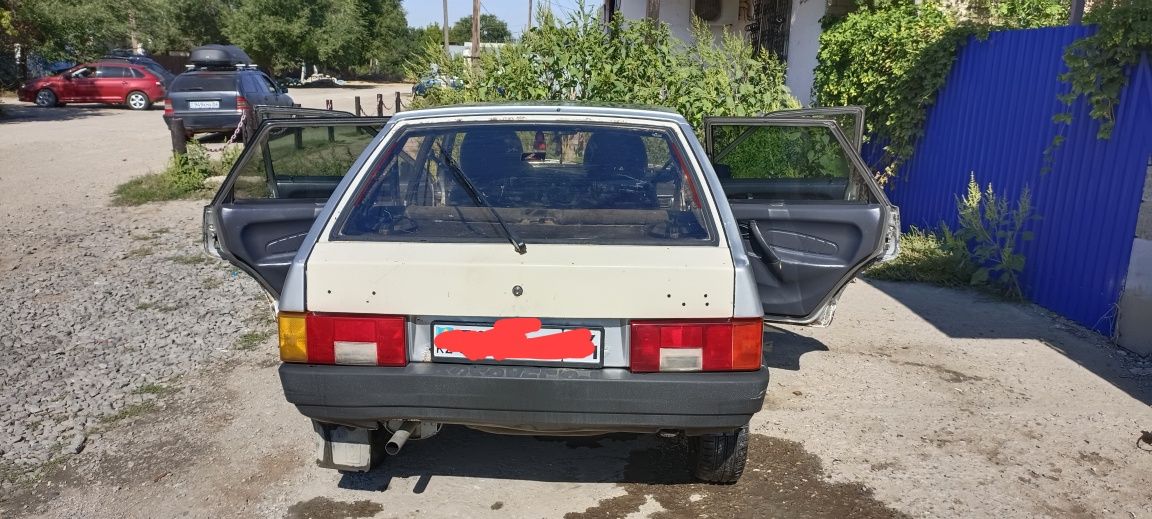 Продам машину 2109