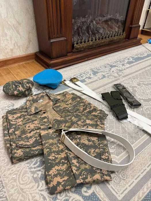 Армейский фляжки в чехле, лопаты НВП военные формы